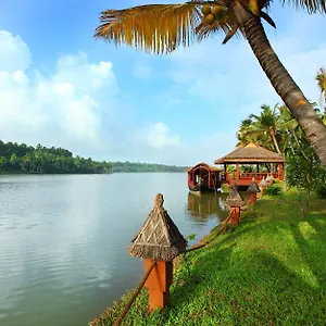 4* Resort Fragrant Nature Backwater & Ayurveda